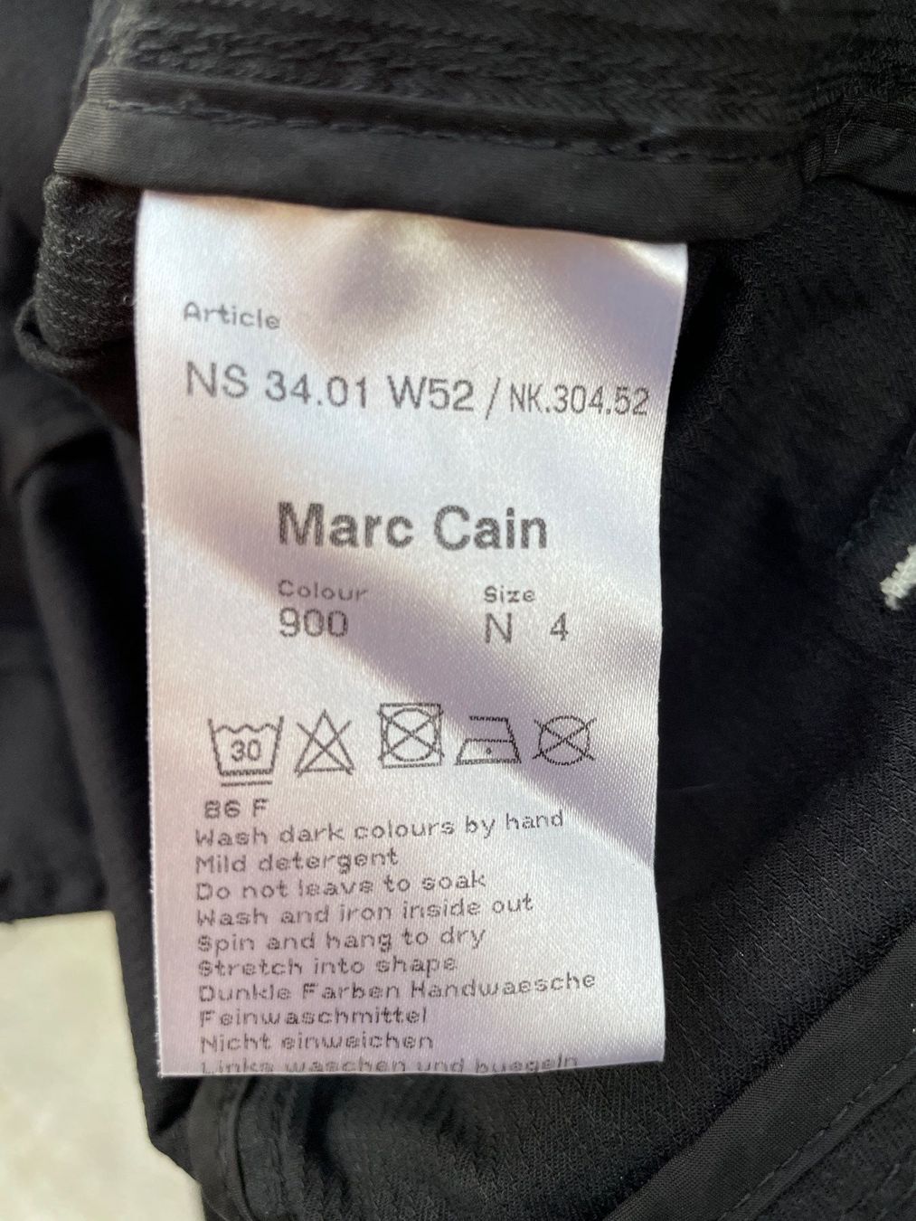 Marc Cain Giacche: Schwarze MARC CAIN Übergangsjacke Gr. S – Usato da Frasnacht venduto da GracyStore 4