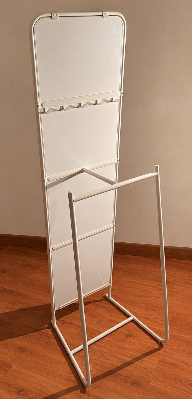 Ikea Miroirs: Standspiegel IKEA KNAPPER – D'occasion à Allschwil par GrenzWert 1