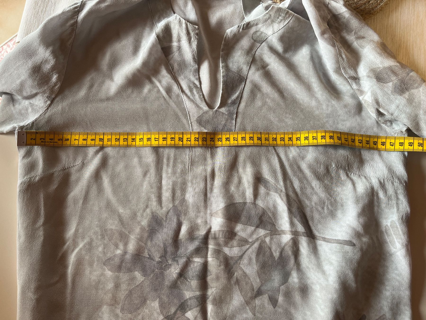 Nile Chemisiers: Nile Bluse S grau mit Muster Viskose – D'occasion à Hettiswil par CoWa1974 5