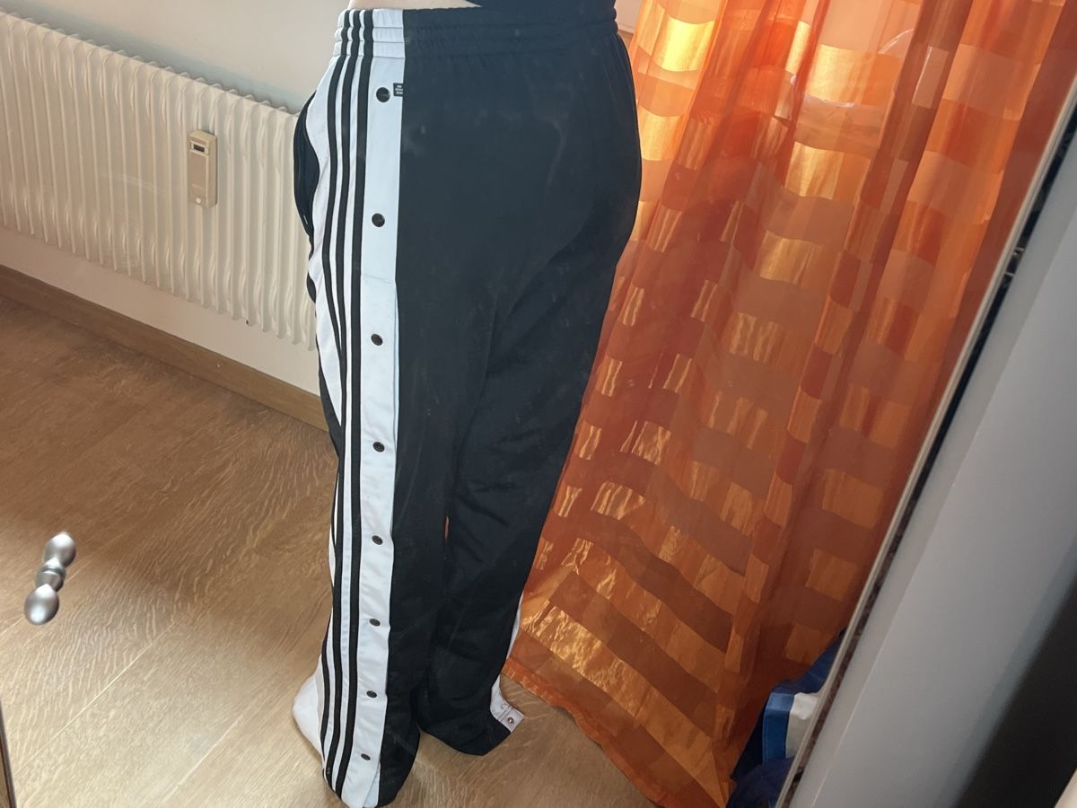 Adidas Hosen: Adiddas Hose – Neu (gemäss Beschreibung) aus Zollikofen von yar_s59v 2