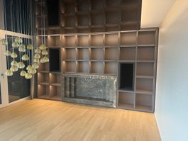 Hochwertiges Regal für Wohn-/Schlafzimmer mit Beleuchtung