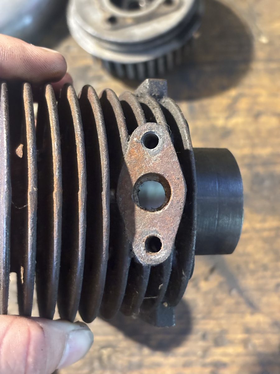 Cilo Cyclomoteurs: Cilo 502 motor Hg – D'occasion à unterägeri par Nelo.92 4