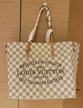 Louis Vuitton Cabas Adventure MM (original)