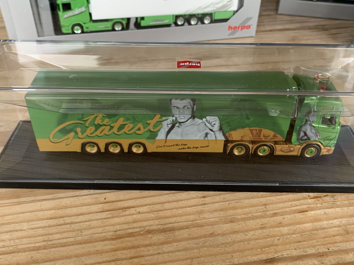 Camion US transport de bois Herpa 1/87 (Neuf avec emballage d'origine