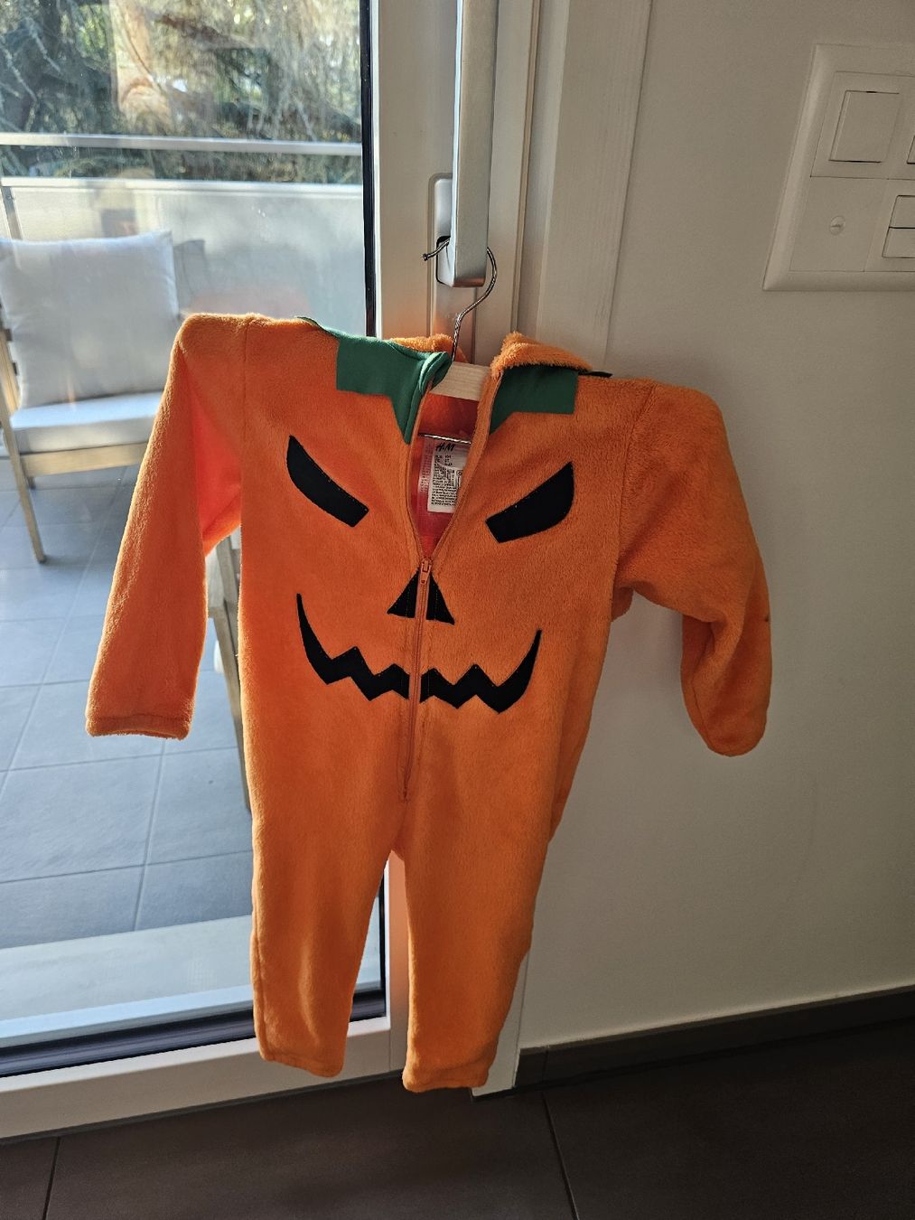 Costumi: h&m Halloween Rumper – Nuovo (secondo la descrizione) da Cologny venduto da Selin34