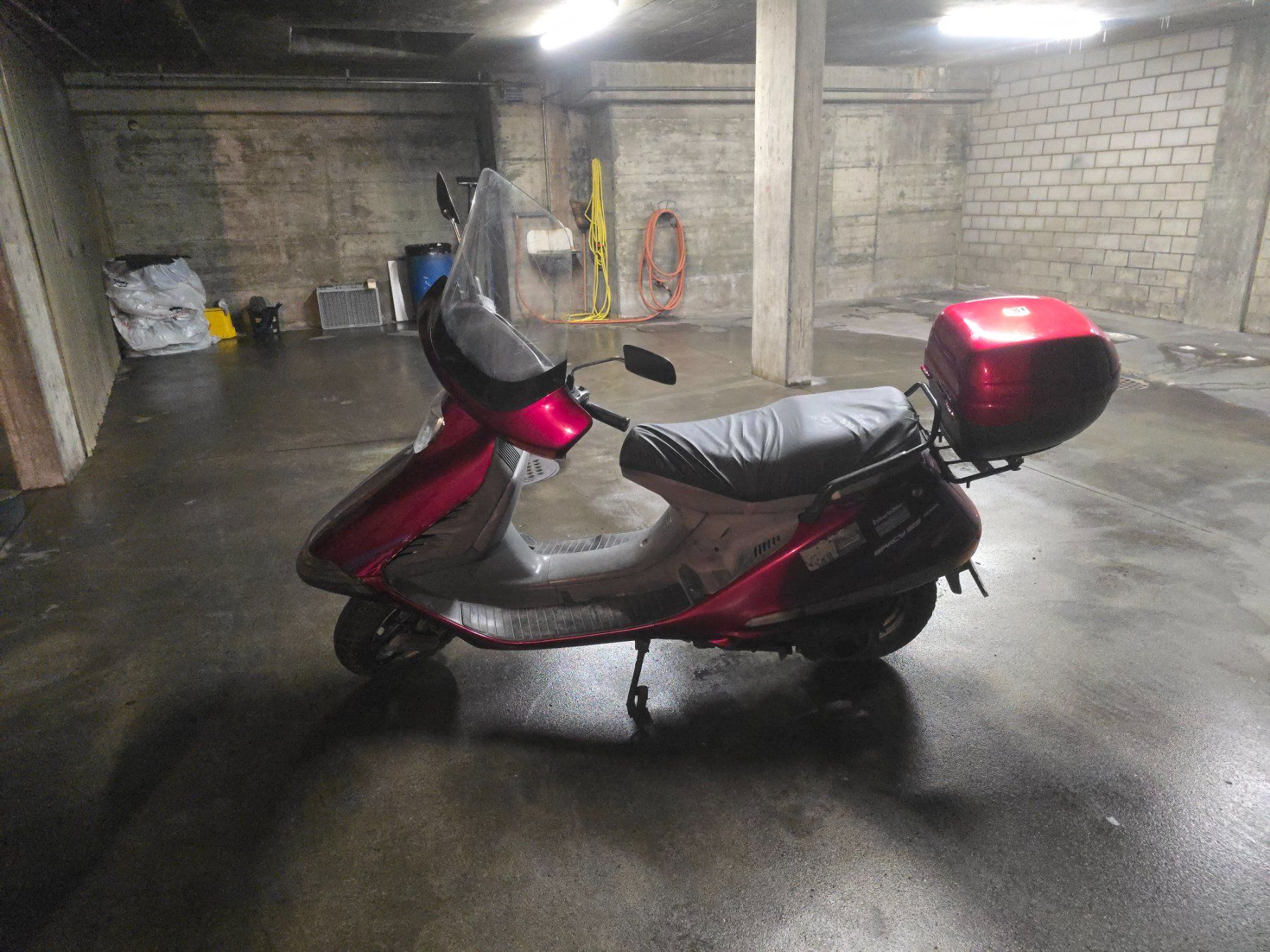 Honda Scooter: Honda Spacy 125 – Usato da Luzern venduto da Fruengi 1