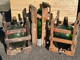 Saft Most Flaschen Glas Bülach oder Deko Garten Blickfang