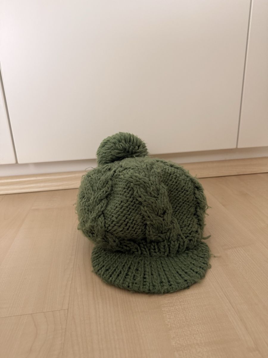 Hüte, Mützen & Caps: Strickmütze mit Bommel – Gebraucht aus Neerach von lar_tkp2 2