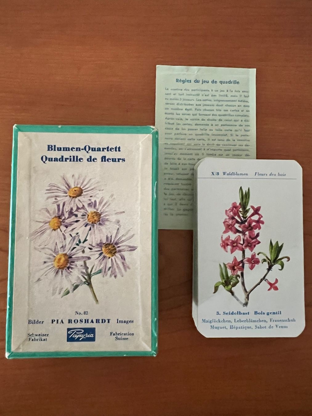 Spiele: Antique quadrille de fleurs / Blumen-Quartett – Gebraucht aus Petit-Lancy von Hastala42