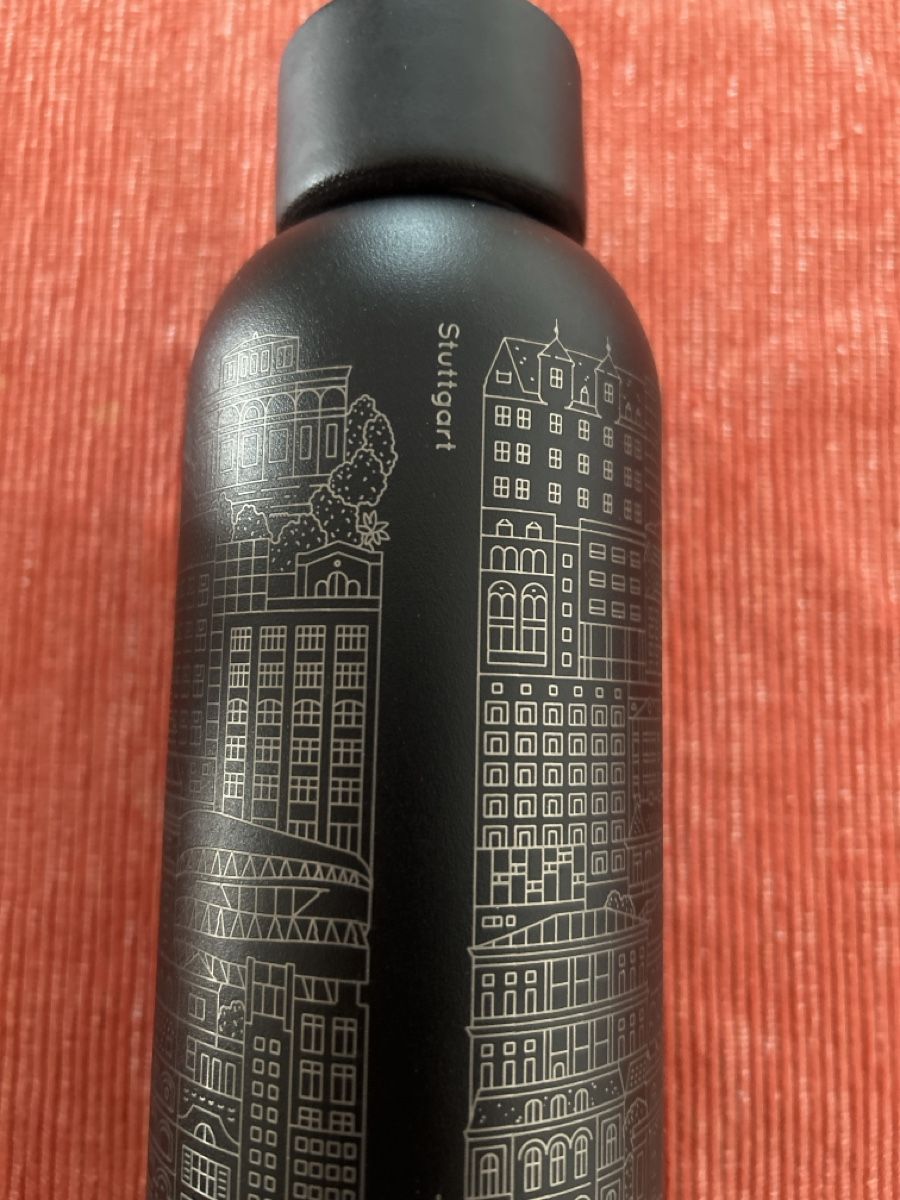 Waterdrop Borracce & Thermos: Waterdrop® Steel Flasche Stuttgart Edition NEU – Nuovo e nell'imballaggio originale da Brunnen venduto da Liluzick 1