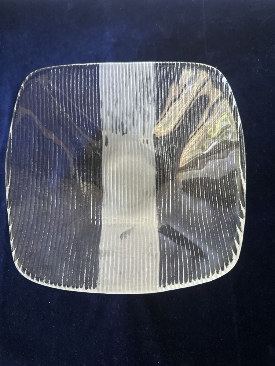 Ciotole: Glas Servierteller mit Rillenmuster gut erhalten – Usato da Zürich venduto da Chaeffeler