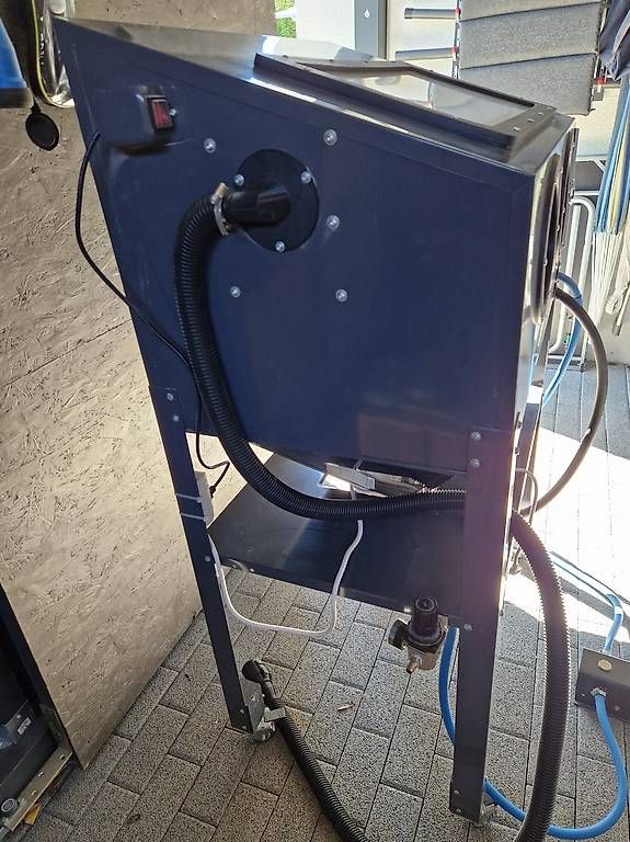Tutti gli attrezzi: Strahlkabine SBC220 (220L) – Usato da Oberrohrdorf venduto da nad_yn5l 4