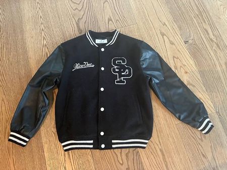 College Jacke Gr. 134-140