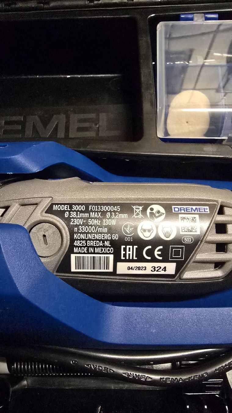 Dremel Schleifen & Polieren: Dremel 3000 – Gebraucht aus Flumserberg Saxli von AFL_8000 1