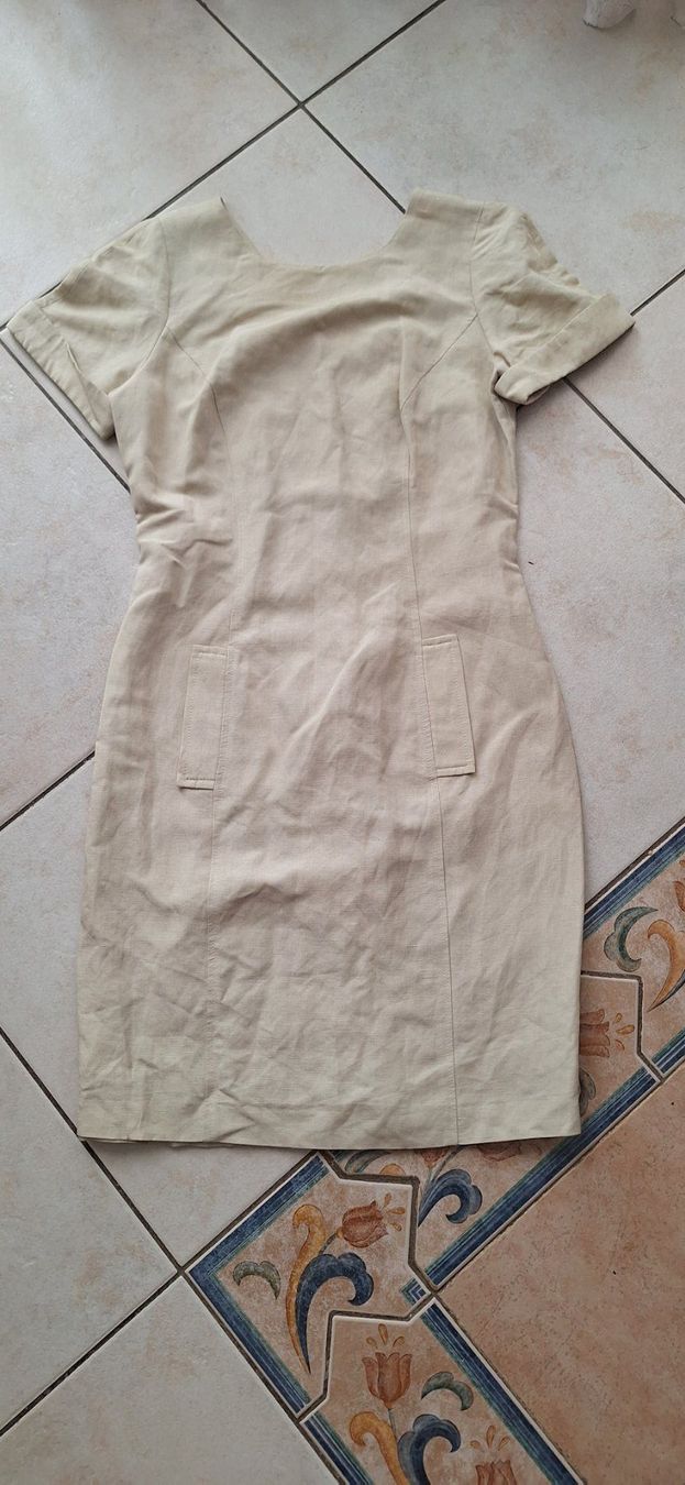 Vestiti: Robe beige Vintage 34-36 – Usato da St-Triphon venduto da Jldr0 3