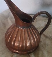 Cruche vintage en cuivre - Élégance et charme rétro garanti!