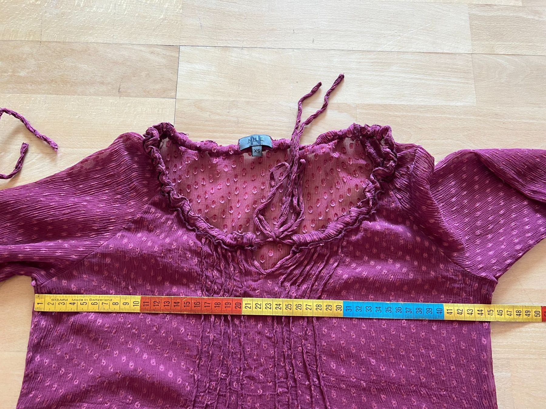 Nile Camicette: transparente Nile Bluse, 100% Seide, Gr. XS, Beere – Usato da Worb venduto da farben20zauber 5