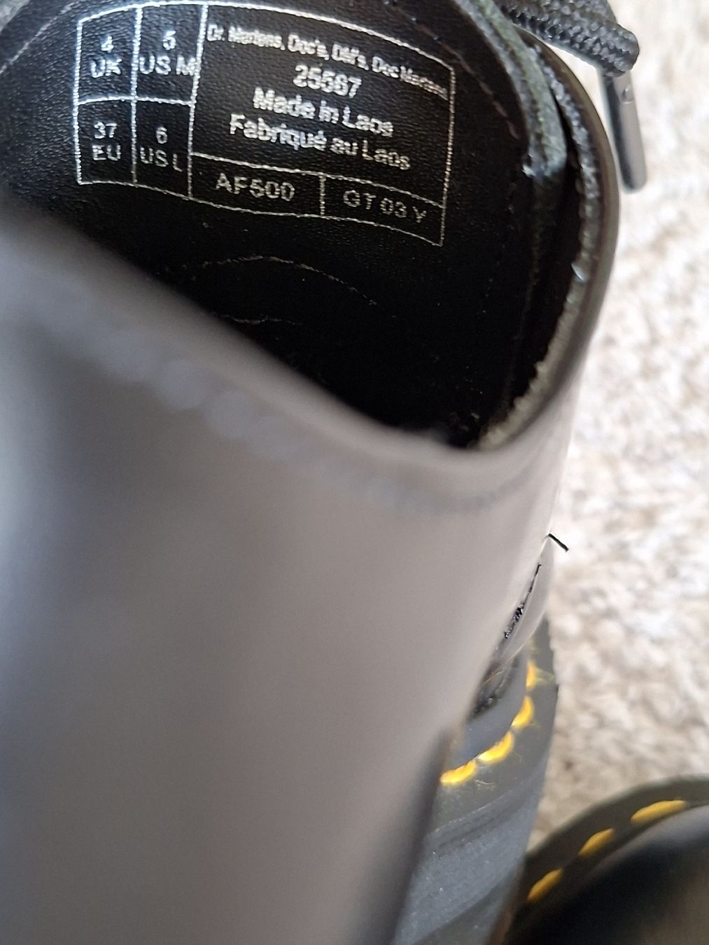 Dr. Martens Damenschuhe: Chaussures Dr. Martens noires taille 37 – Gebraucht aus Renens VD von ser_j2fn 5