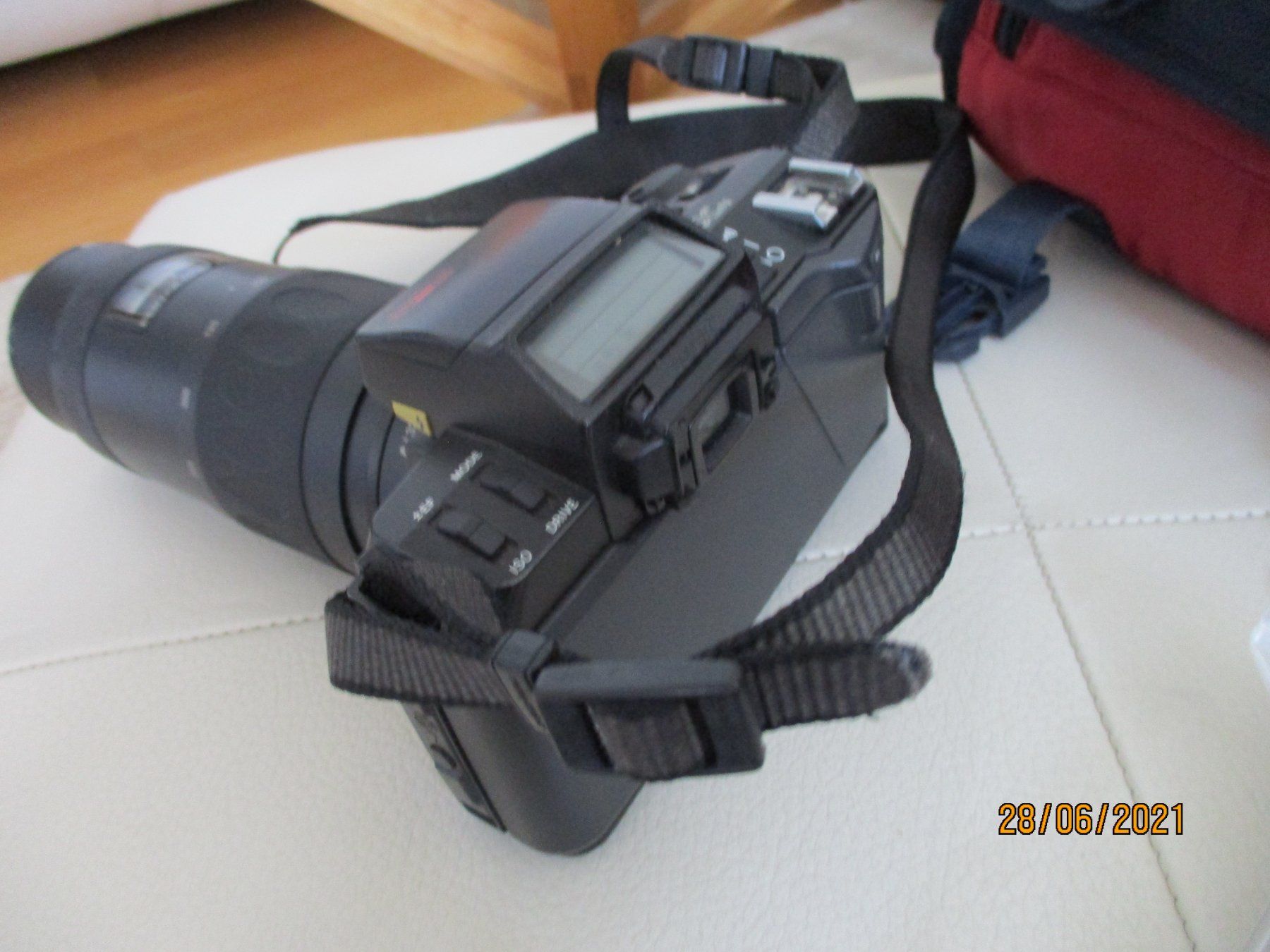Pentax Fotocamera: Pentax SFxN Analog Kamera mit Zubehör – Usato da Liestal venduto da Disc-Point 4