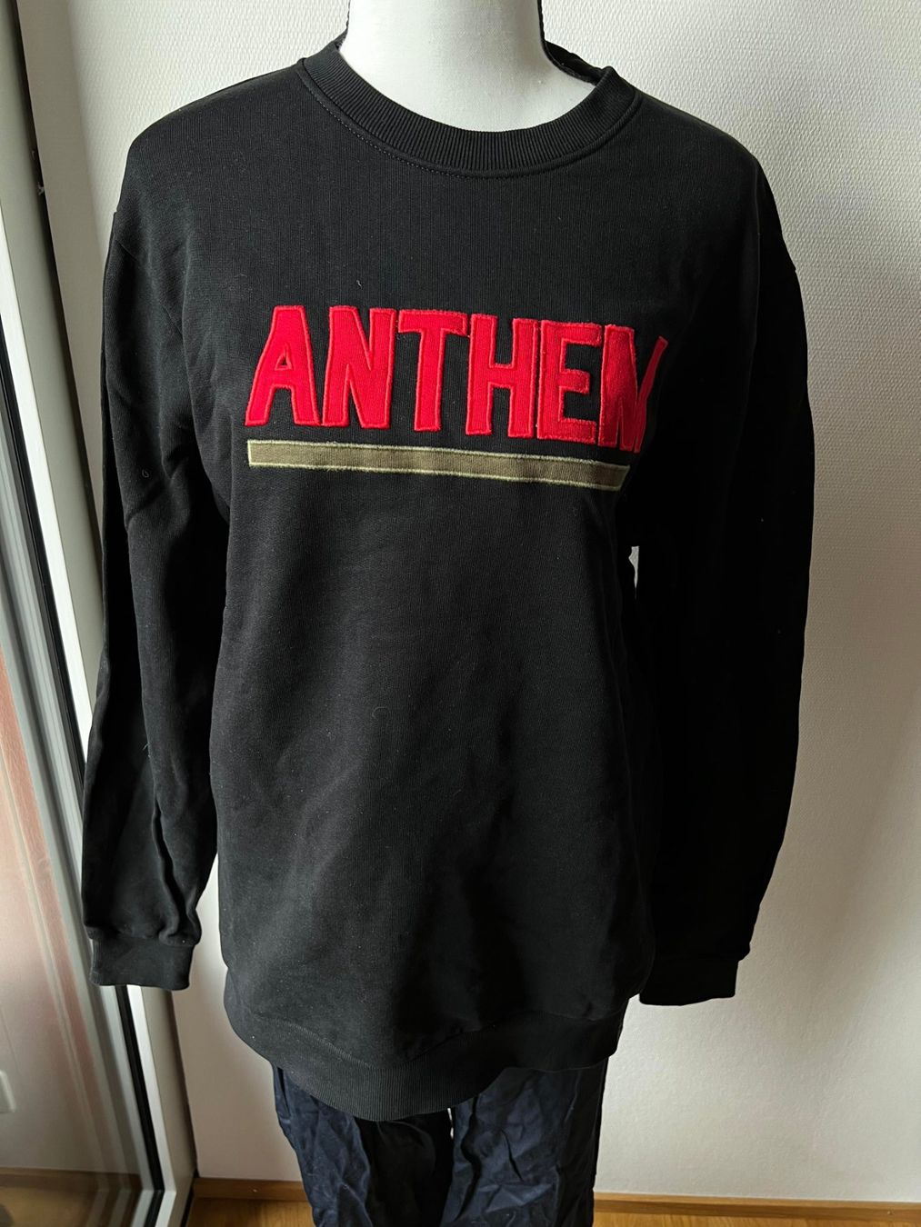Pullover & Sweatshirts: Pulli S/M – Gebraucht aus Riehen von edu_92w7