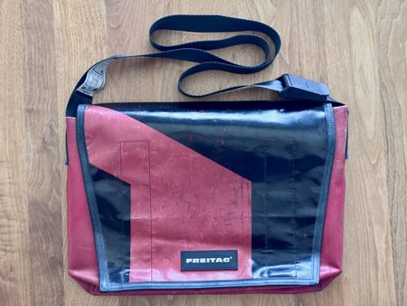 Freitag Umhängetasche G5.1 Dragnet