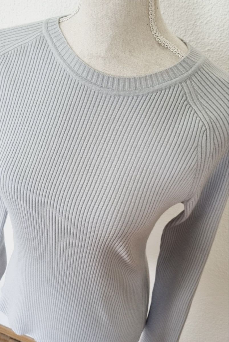 Maglioni & Felpe: Hochwertiger Pullover von der Marke ODEEH, Gr. 40 – Nuovo (secondo la descrizione) da Zuchwil venduto da Arche0 1