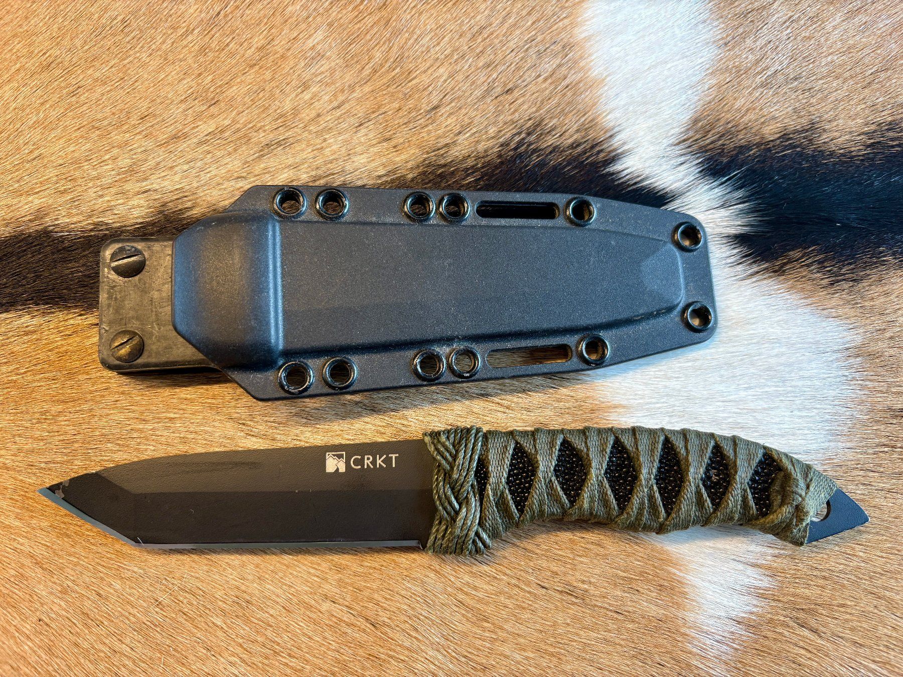 Couteaux militaires: CRKT Stealth First Strike Messer – D'occasion à Frick par mar_vs5y