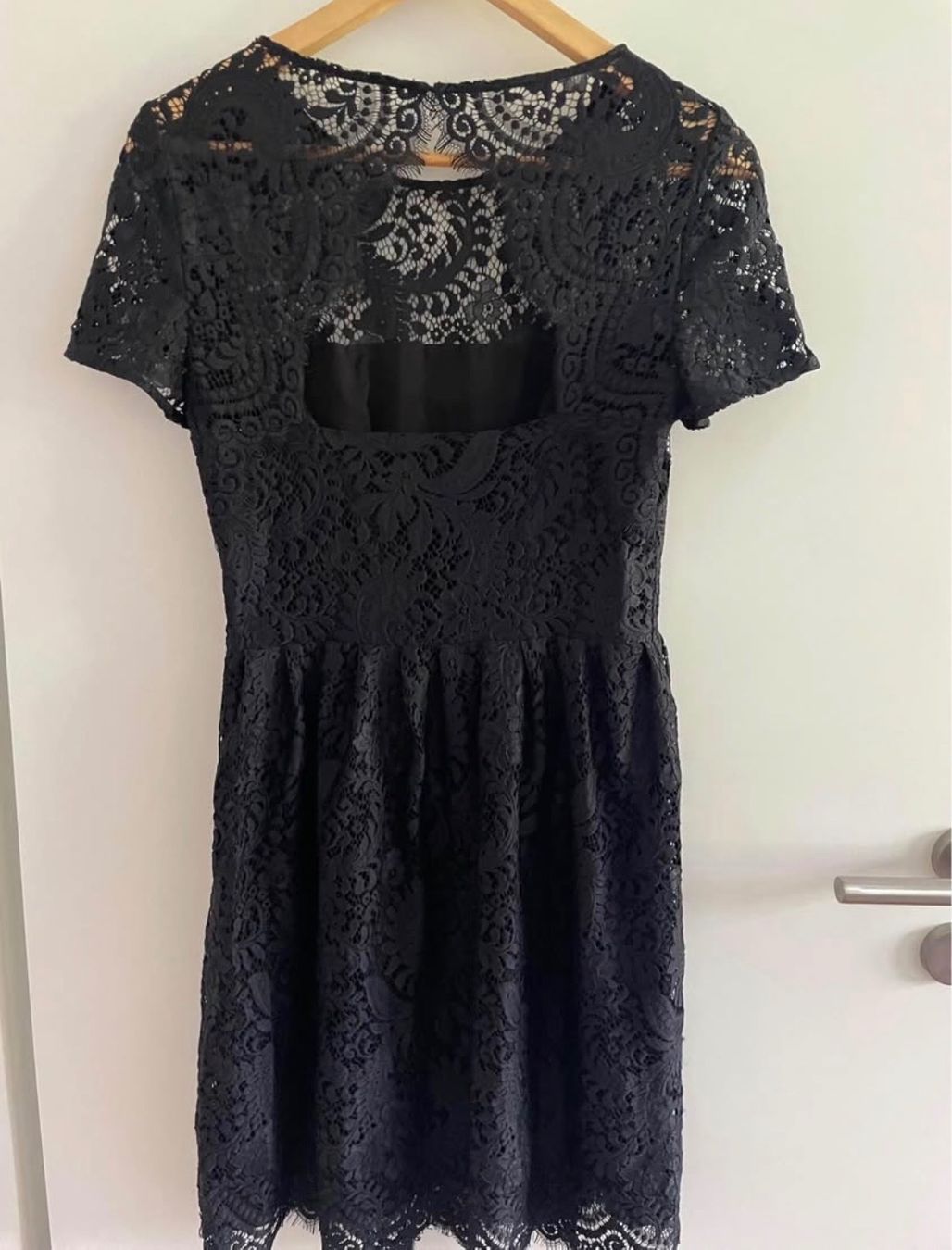 Claudie Pierlot Robes: Robe Claudie Pierlot – D'occasion à Cossonay-Ville par eto_pdp6 1