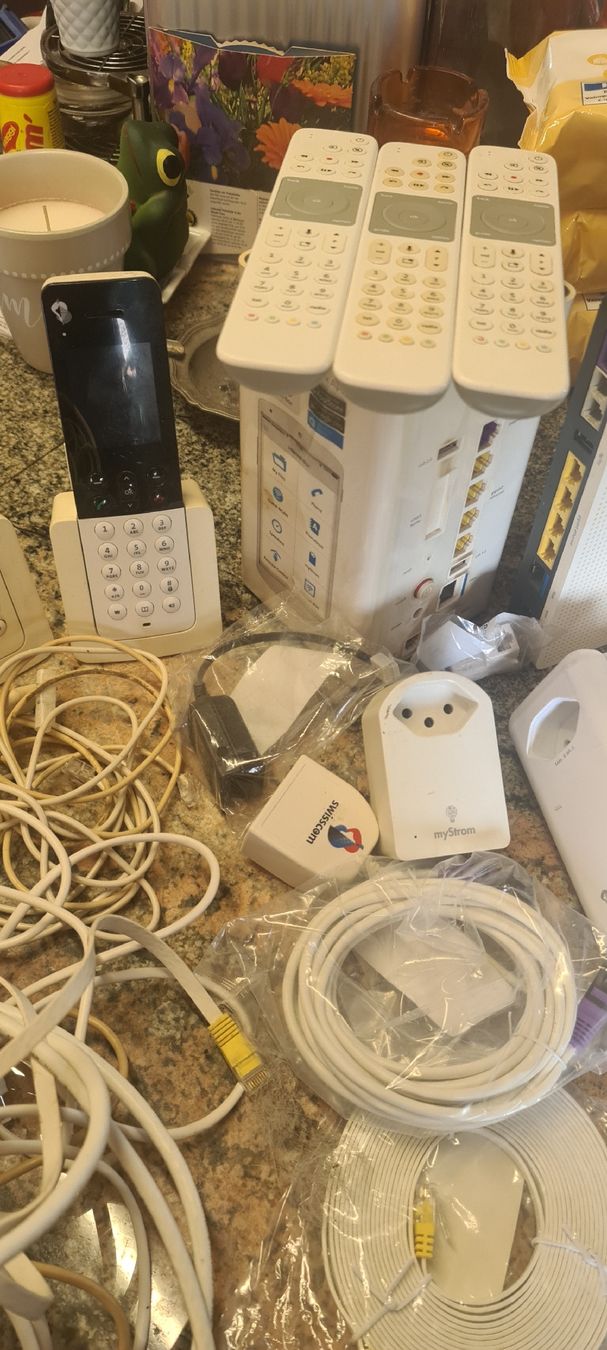 Swisscom Modem & Router: swisscom Zubehör  – Usato da Bellerive VD venduto da Hermes5 1