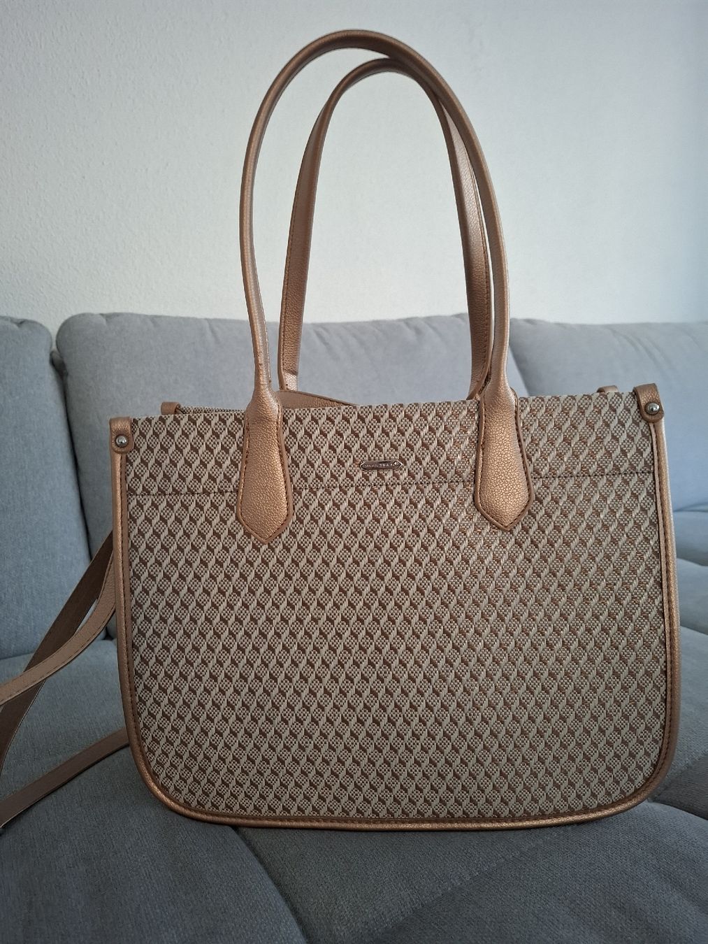 David Jones Sacs femmes: Handtasche David Jones – D'occasion à Adligenswil par Idefixli26