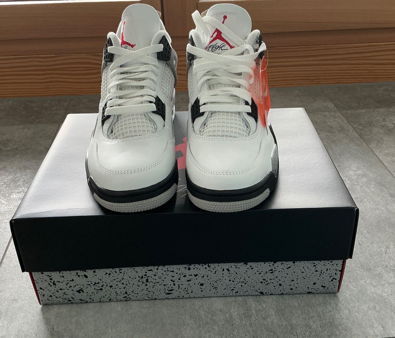 Jordan Scarpe da uomo: Jordan Reto 4 White Cement (2025) – Nuovo e nell'imballaggio originale da Delemont venduto da bgriffis27 4
