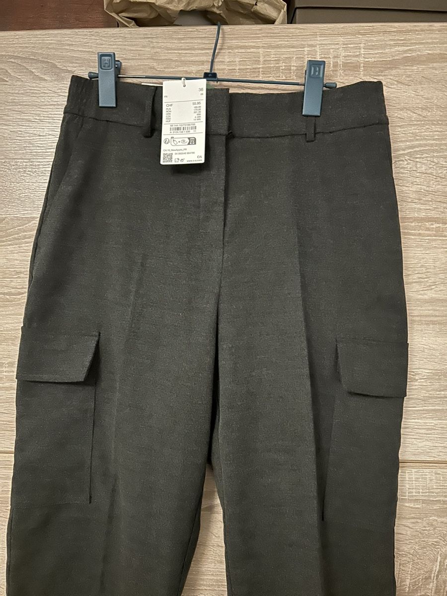 C&A Pantaloni: Pantalon – Nuovo e nell'imballaggio originale da Lausanne venduto da naranjo