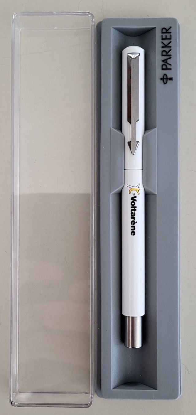 Parker Penna & Evidenziatori: Parker Vector Rollerball 0.8 mm con logo Voltarène – Nuovo e nell'imballaggio originale da Castione venduto da Argi_R