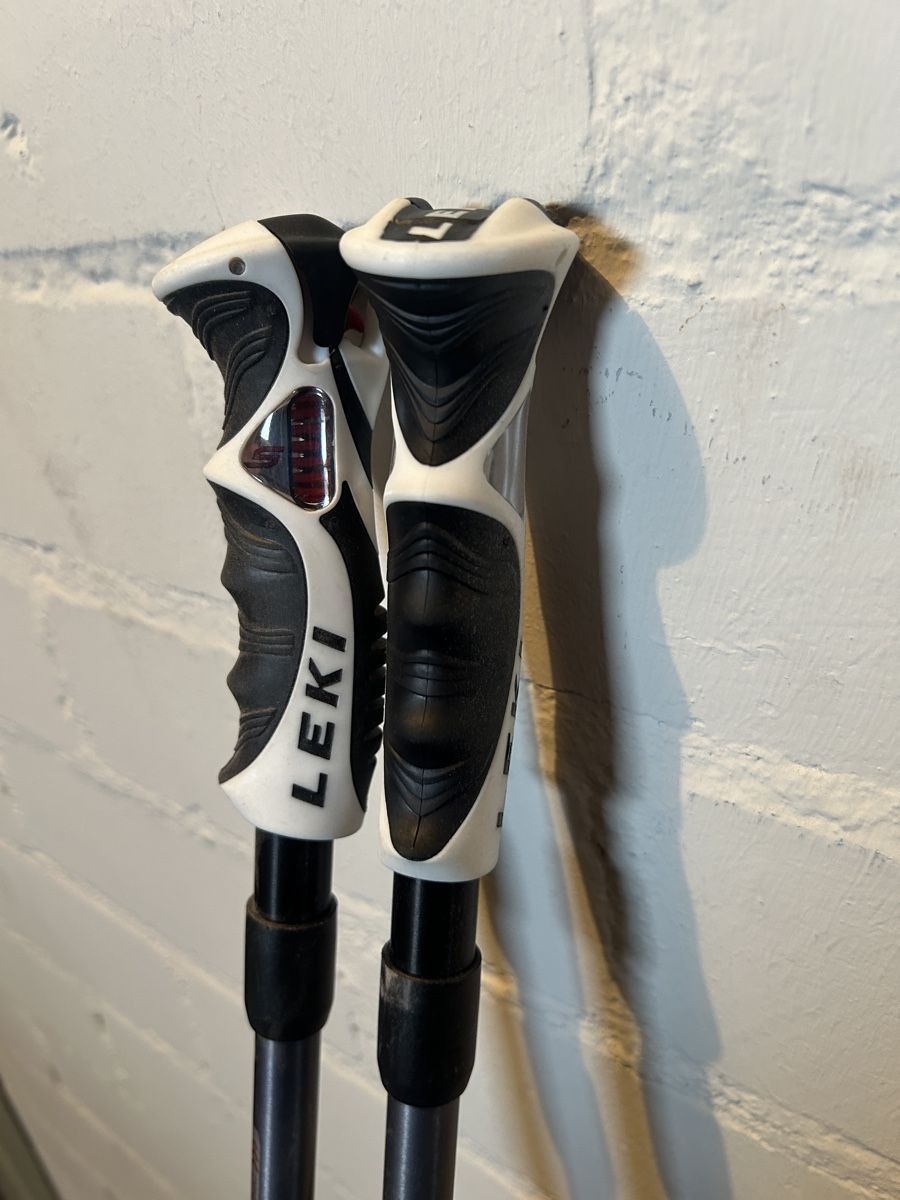 Leki Bastoncini da sci: LEKI Hot Shot Skistock – Nuovo (secondo la descrizione) da Köniz venduto da kivaiin 1