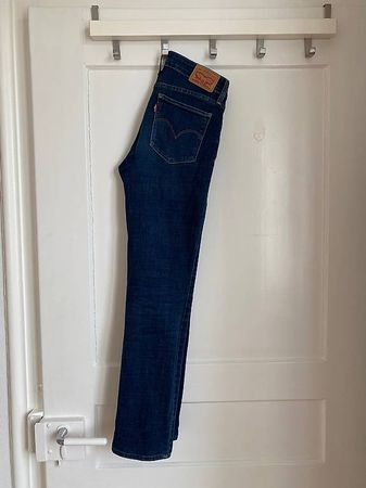 Hose Levis 712 Slim Jeans  Grösse 26, XS