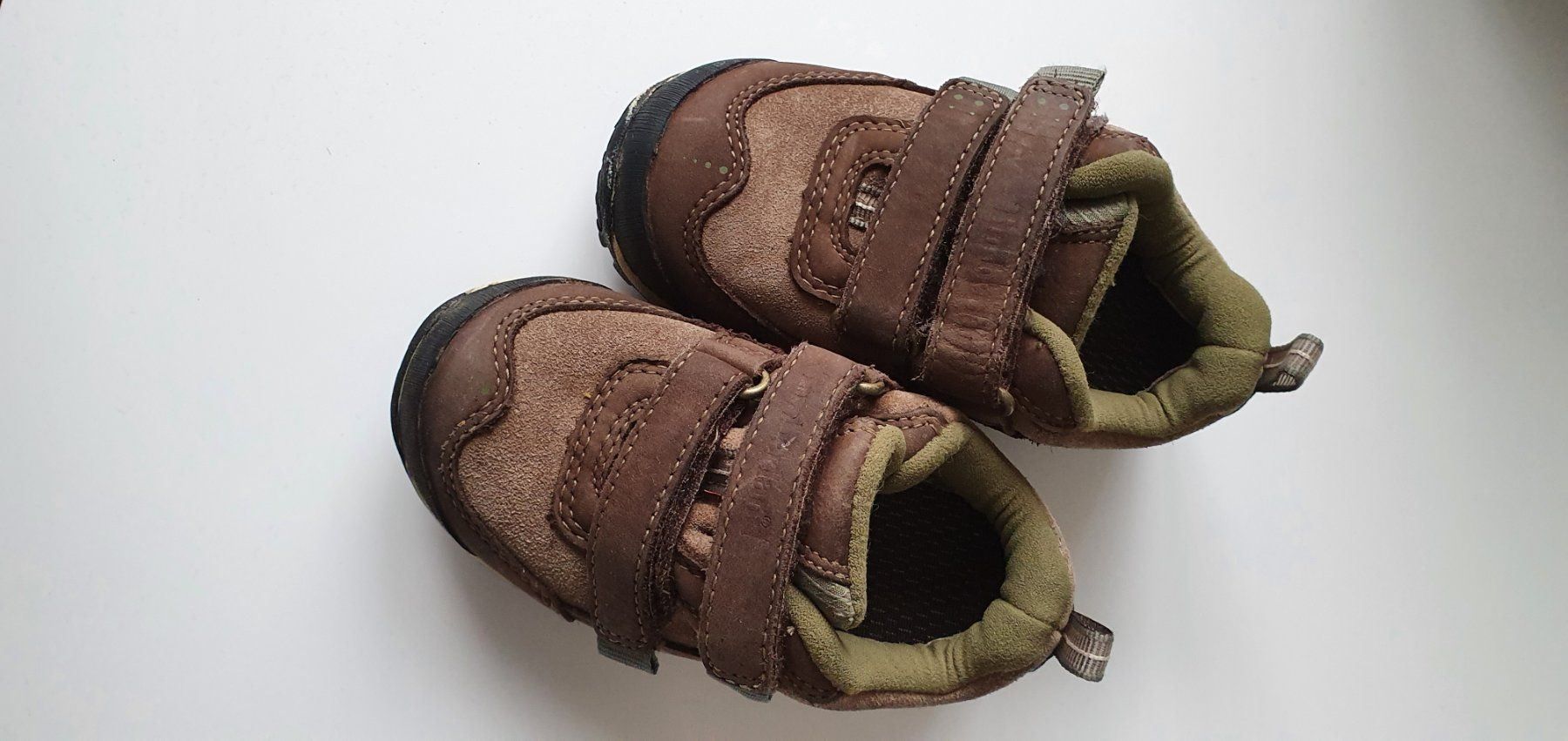 Timberland Schuhe für Jungen: Chaussures bébé timberland 22 – Gebraucht aus Prilly von RoDyRe 1