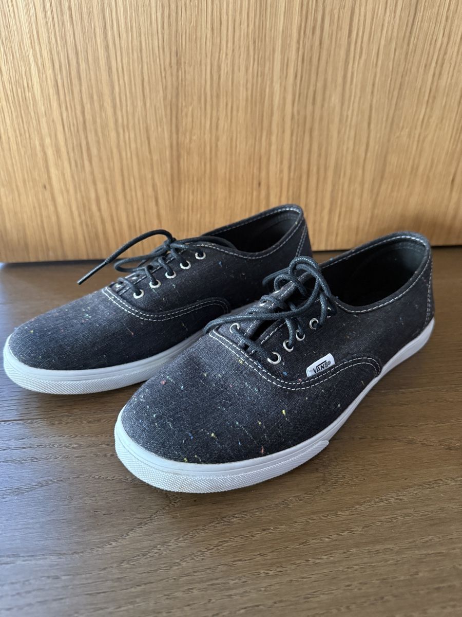 Vans Scarpe da donna: Stylish Vans Authentic Denim Sneakers - 41 – Nuovo (secondo la descrizione) da Volketswil venduto da tbehbeh 1
