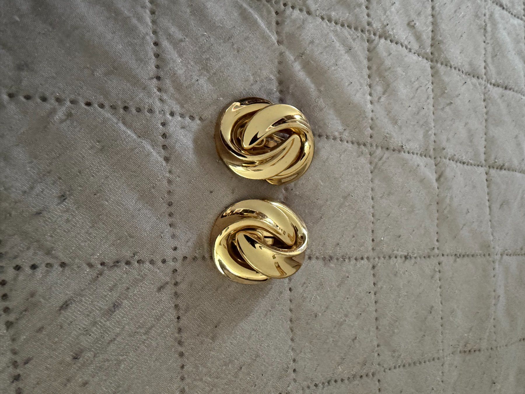 Dior Orecchini pendenti & Orecchini a lobo: Orecchini Dior vintage anni '80 – Usato da Morbio Inferiore venduto da ant_x92h