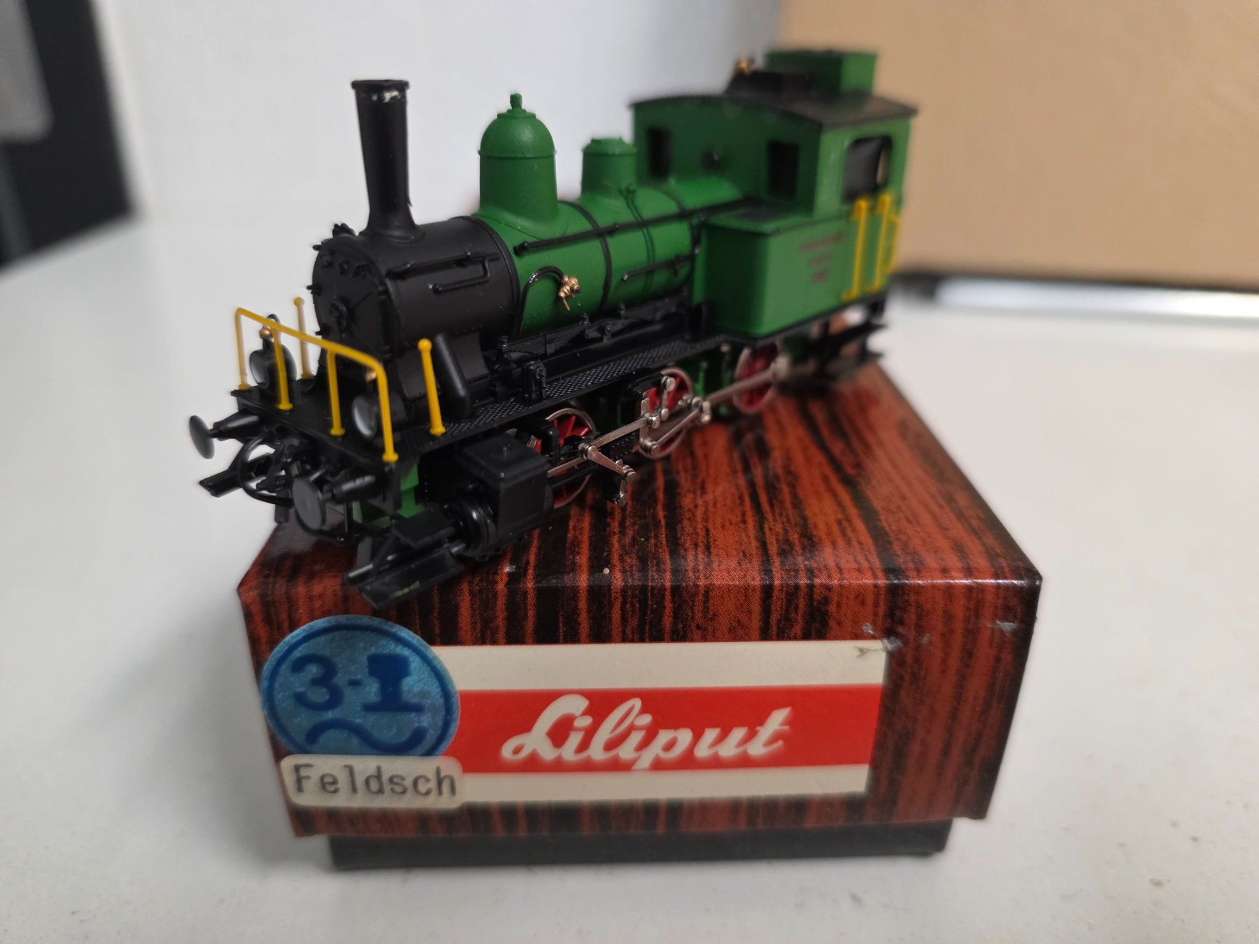 Liliput Modellini di ferrovie: Liliput 3356 E 3/3 "Tigerli Feldschlösschen" dès 1.-fr – Usato da bassecourt venduto da Paolo101 1
