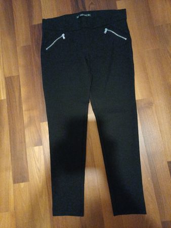 Zara Hose, Gr. XL, Schwarz, Top Zustand!