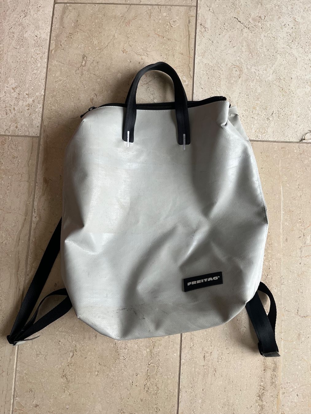 Freitag Rucksäcke: Freitag Pete Backpack Small Grau – Gebraucht aus Wangen b. Olten von ricochet56