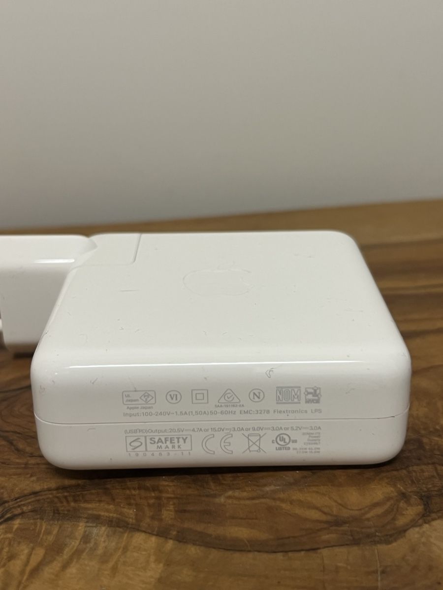 Apple Lecteurs & Adaptateurs: Adaptateur secteur USB-C Apple 96W – D'occasion à petit-lancy par Mak_zou 2