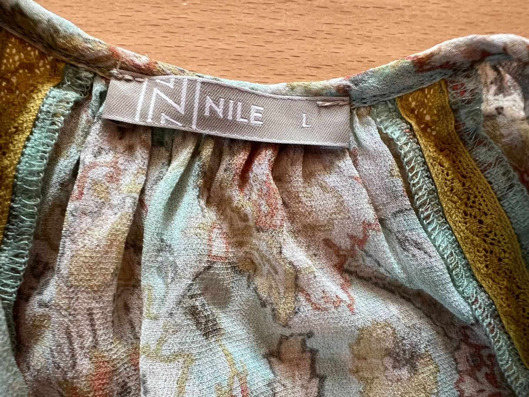 Nile Vestiti: NILE Damen Kleid, Gr. L – Usato da Worb venduto da farben20zauber 1
