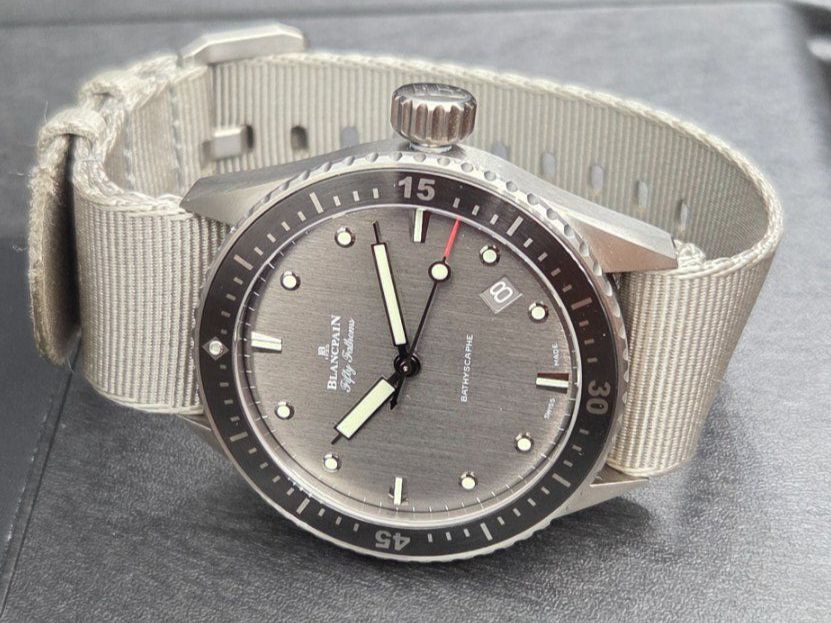 Blancpain Orologi: Blancpain – Nuovo e nell'imballaggio originale da La Chaux-de-Fonds venduto da curtitswisswatches 2