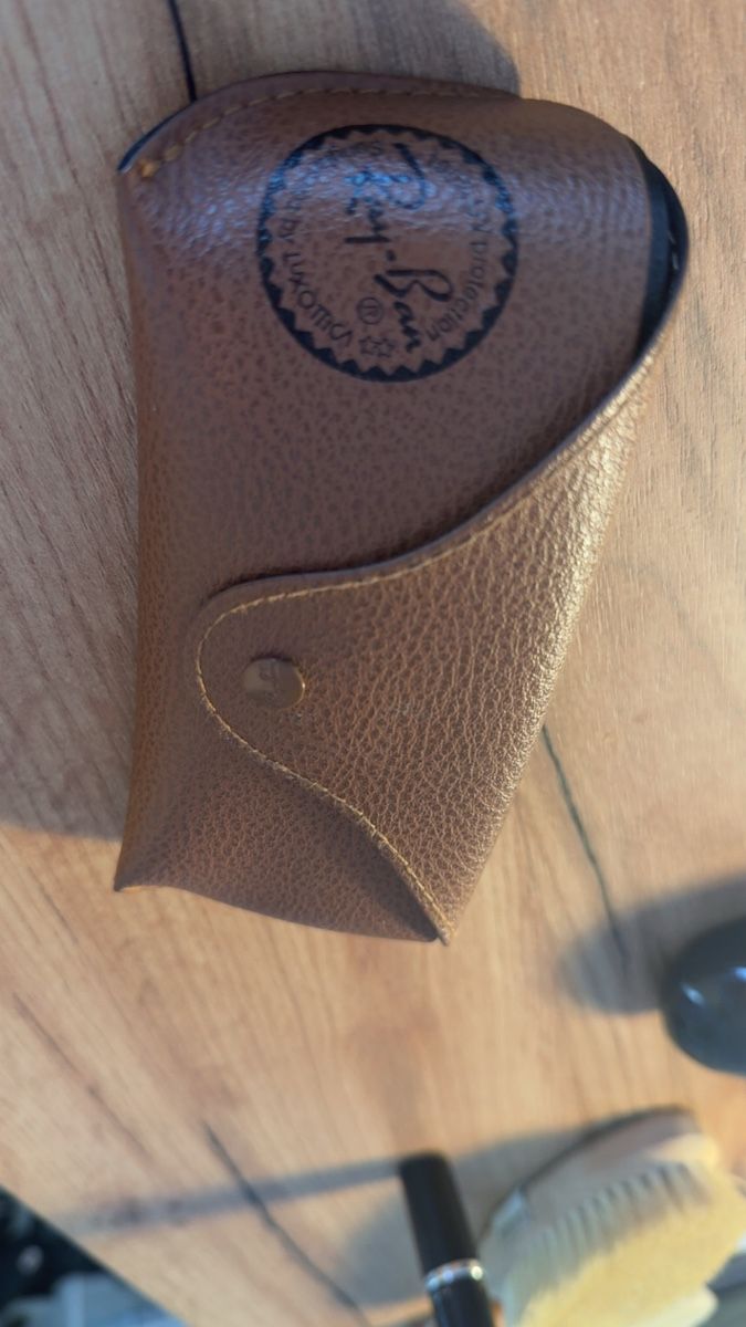 Ray-Ban Occhiali & Lenti: Ray-Ban Sonnenbrille mit Etui – Usato da Bern venduto da oaicu 6