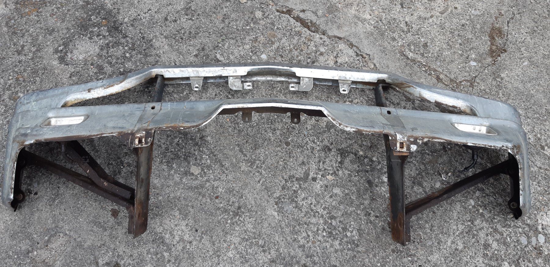 Ford Tutti pezzi di ricambio auto: Ford Thunderbird 1966 Teile – Usato da Siselen BE venduto da saradiva2015 1