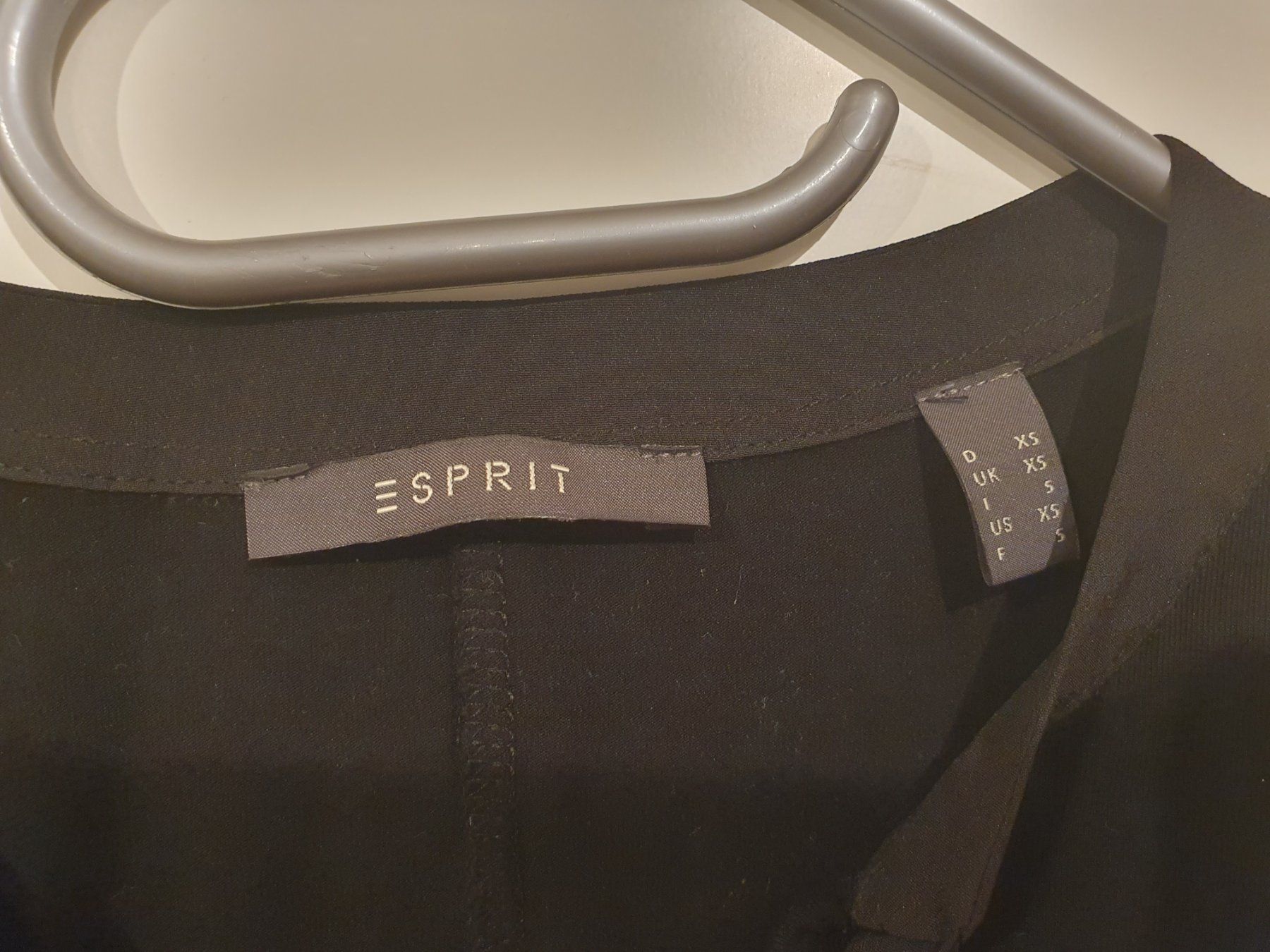 Esprit Camicette: Blusen Pullover Esprit Gr. XS schwarz – Nuovo (secondo la descrizione) da Heinrichswil venduto da sabi2809 4