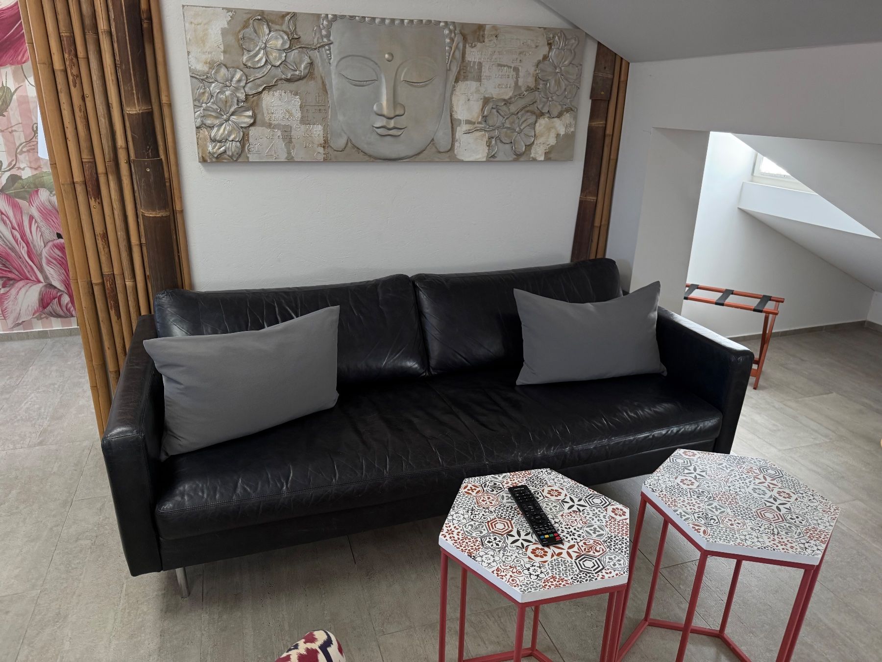Divani: Schwarzes Ledersofa – Usato da Zürich venduto da pire01 2