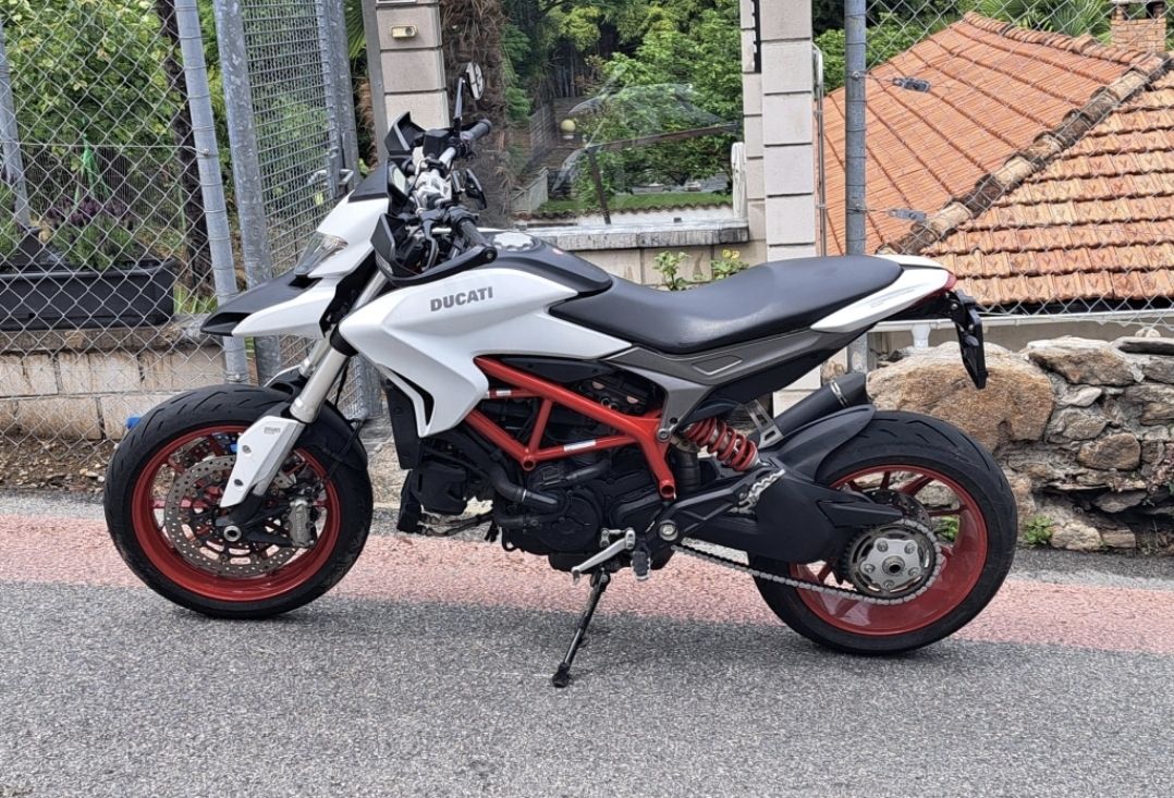 Ducati Strada: Ducati Hypermotard 939 – Usato da Gravesano venduto da Giusy.tta 1