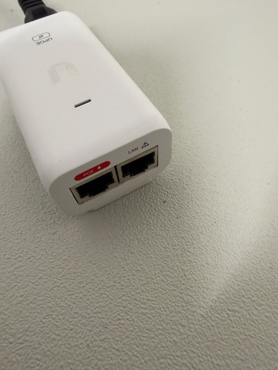 Ubiquiti Lecteurs & Adaptateurs: Ubiquiti PoE Adapter – D'occasion à Steffisburg par Tim_36 1